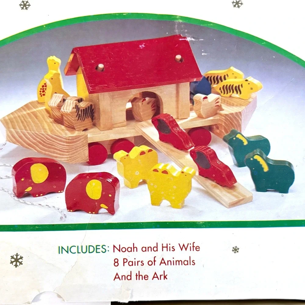 Noahs Ark Wooden Pull Toy 14 Inch Vintage Santas World 19 Piece